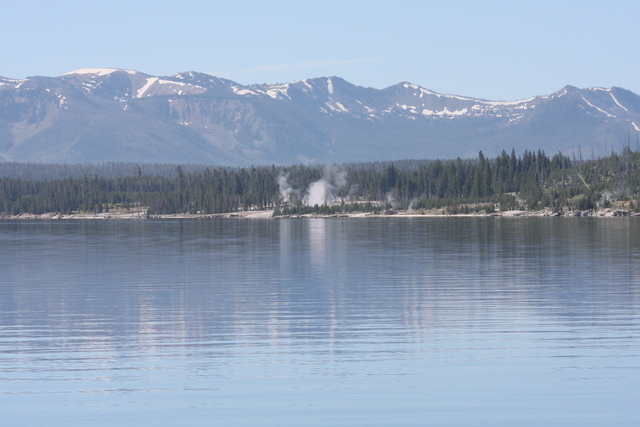 2010-07-16-WestThumb/img_7485.jpg